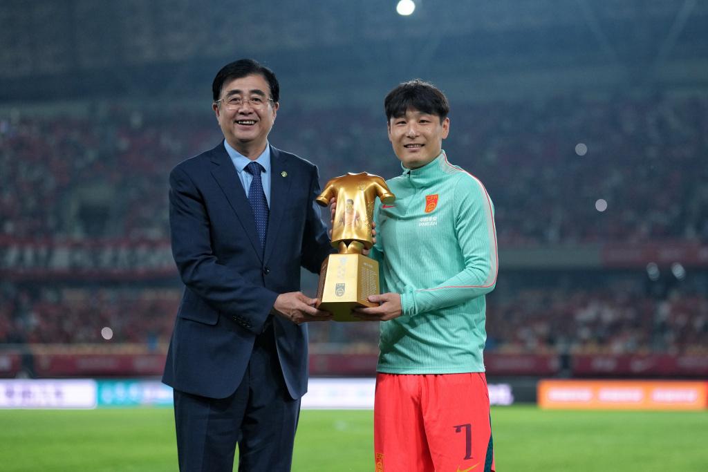 世界杯B组积分榜:四队均战平,且进球数均为1个